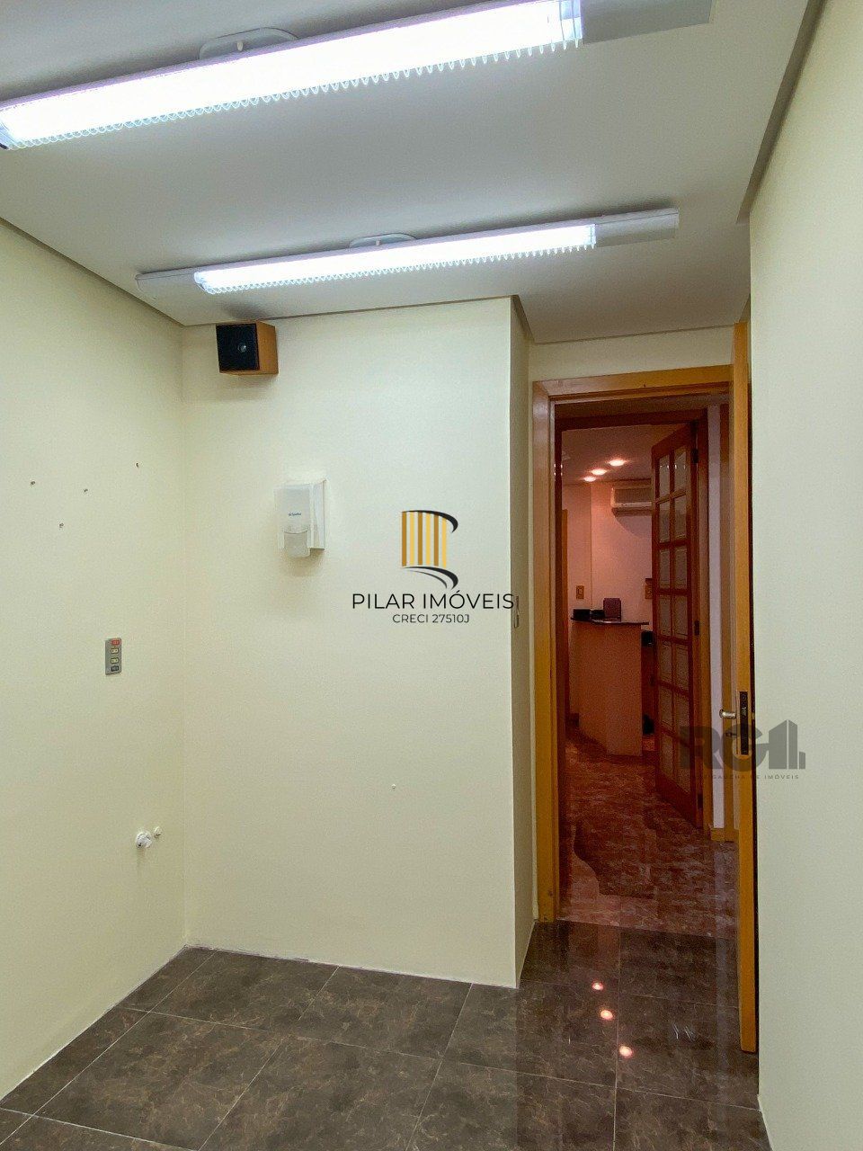 APARTAMENTO DE FRENTE  PRONTO PARA USO - CENTRO HISTÓRICO