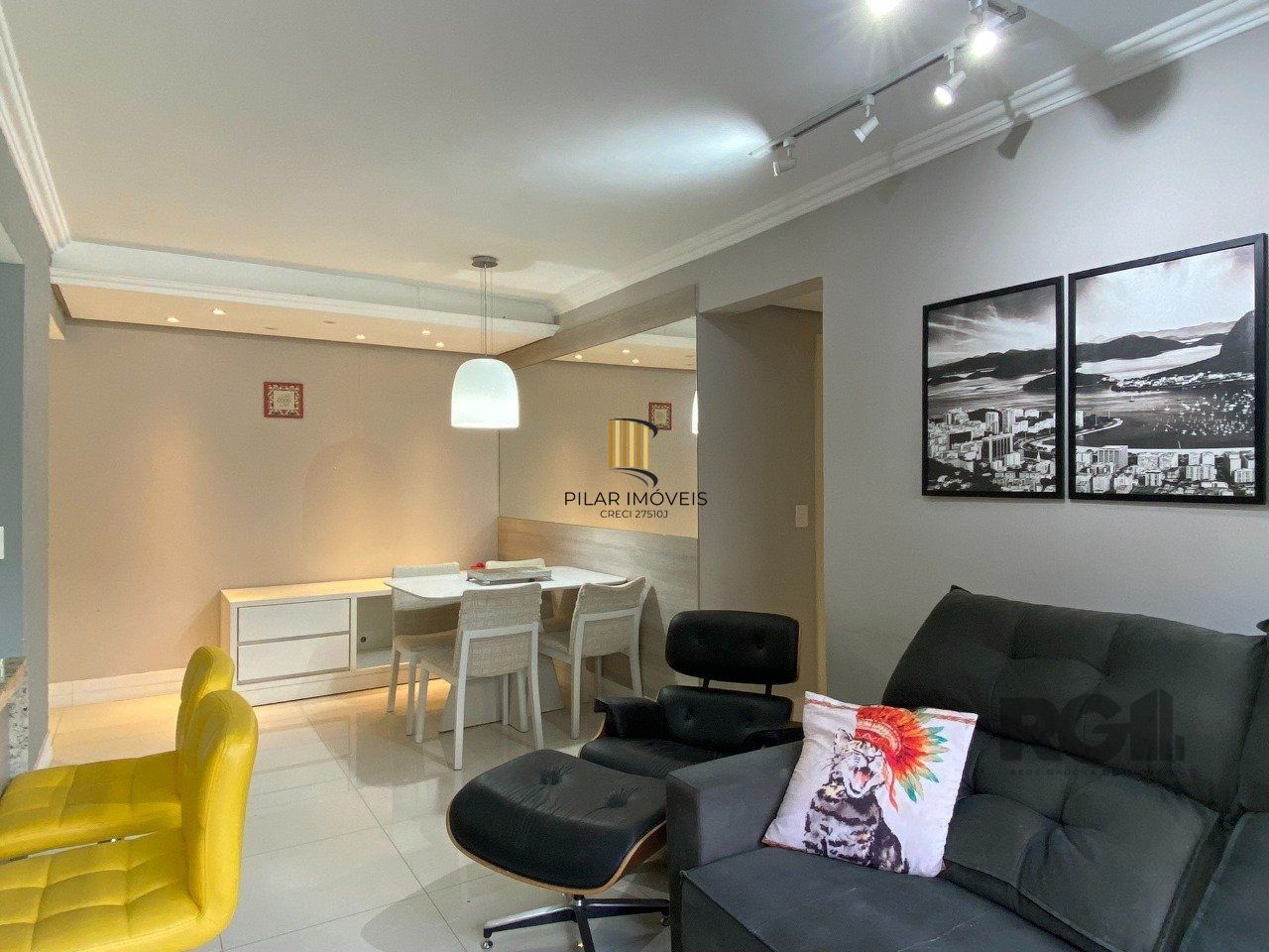 APARTAMENTO MOBILIADO DE 2 DORMITÓRIOS - CENTRO HISTÓRICO