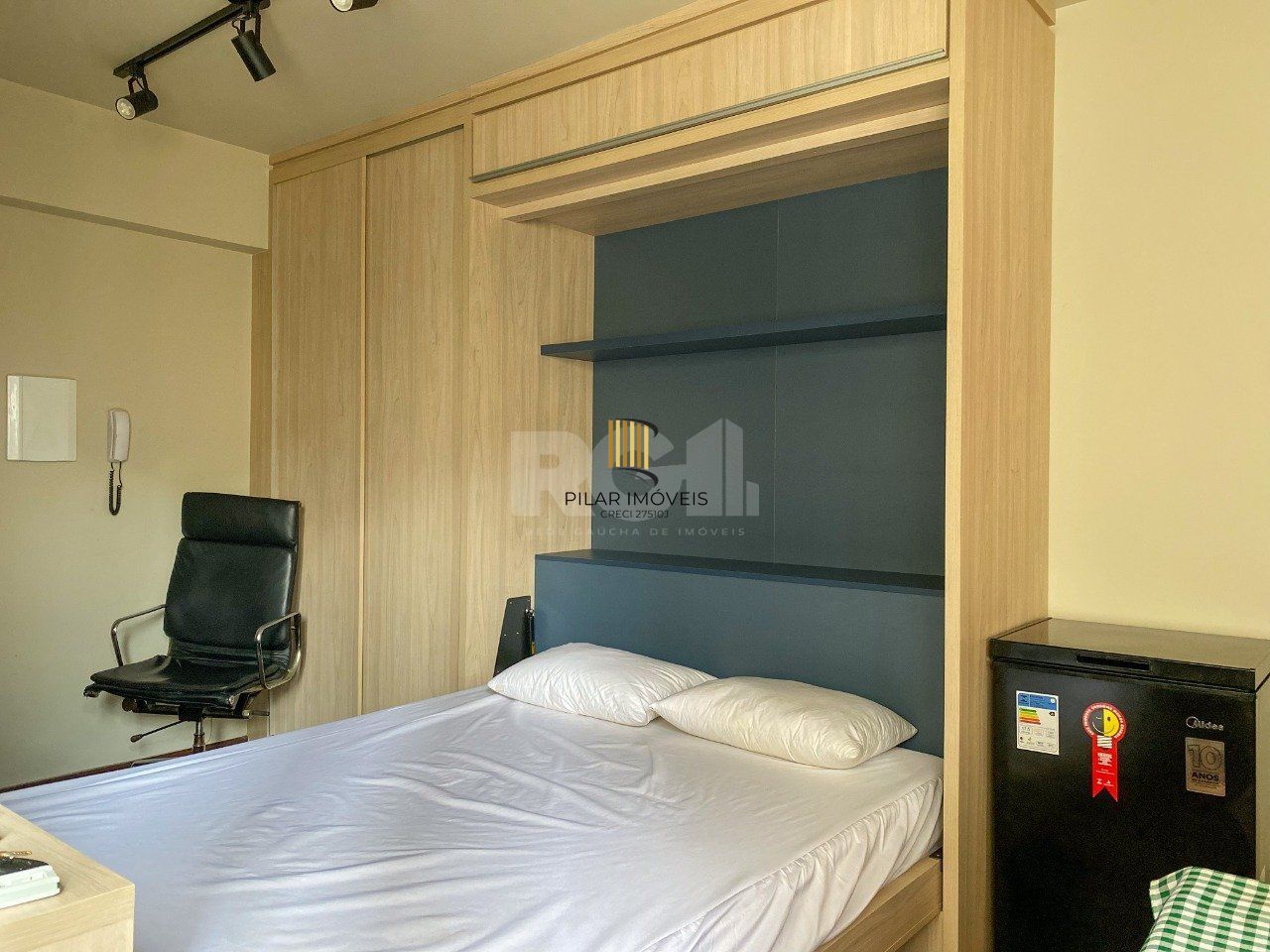 Apartamento mobiliado, localizado no Centro Histórico, próximo ao Cais Embarcadero
