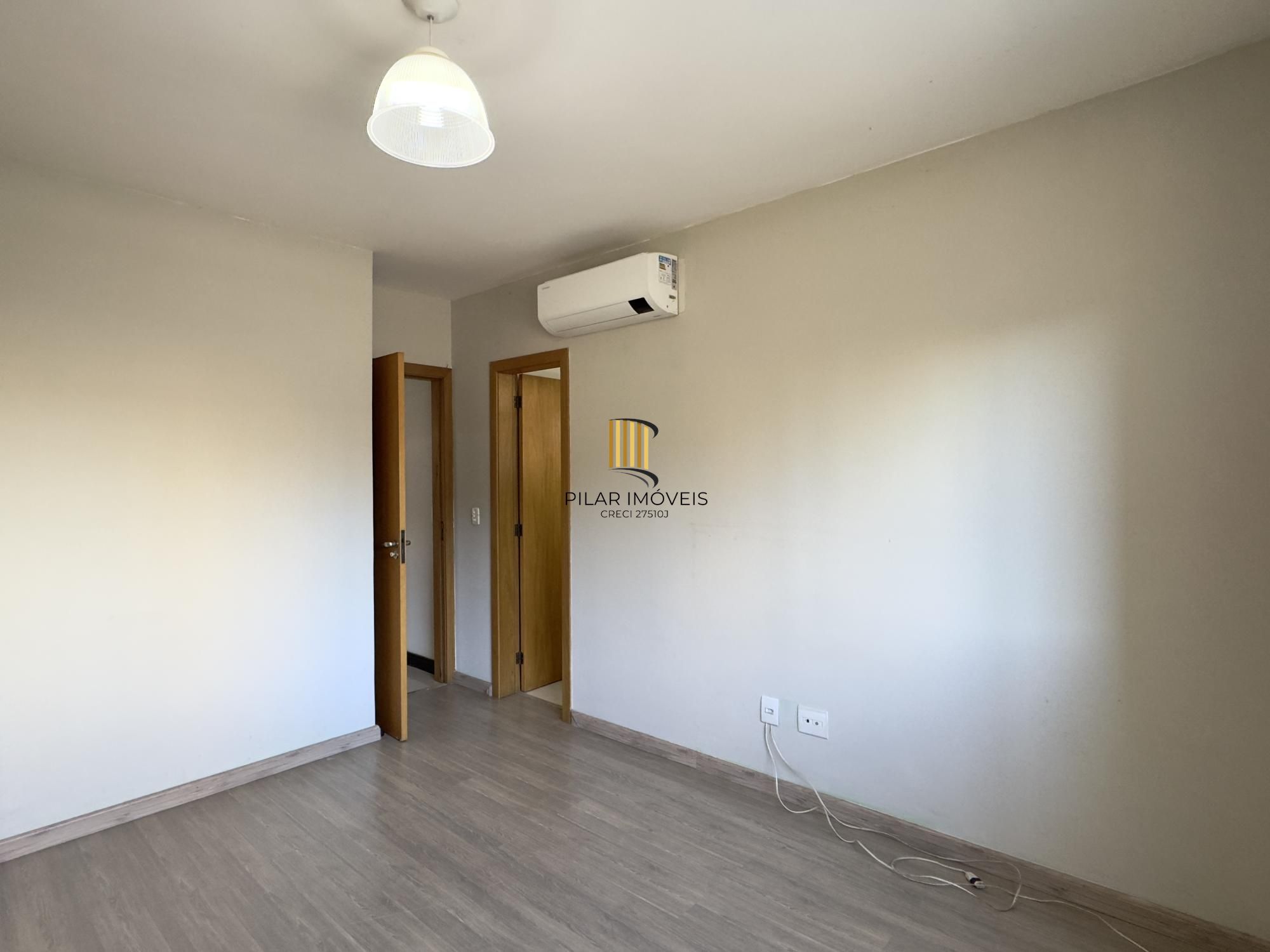 APARTAMENTO 2 DORMITÓRIOS, SENDO 1 SUÍTE COM VAGA DE GARAGEM NO BAIRRO SANTANA