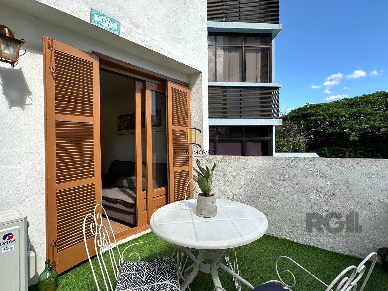 CASA TOTALMENTE REFORMADA EM ÓTIMA LOCALIZAÇÃO NO CENTRO HISTÓRICO