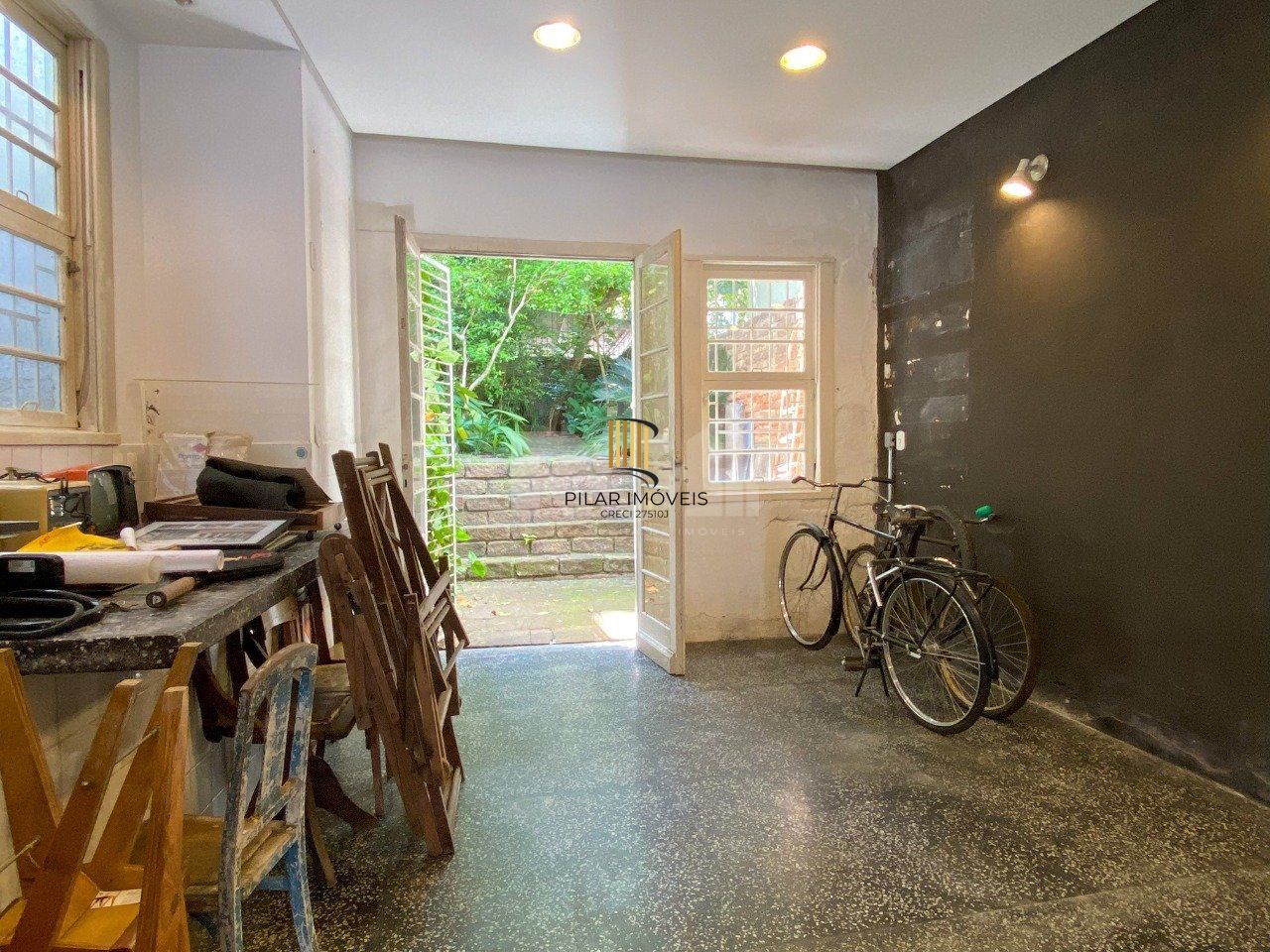 Casa Comercial para Venda - 60m², 0 dormitórios, Centro Histórico