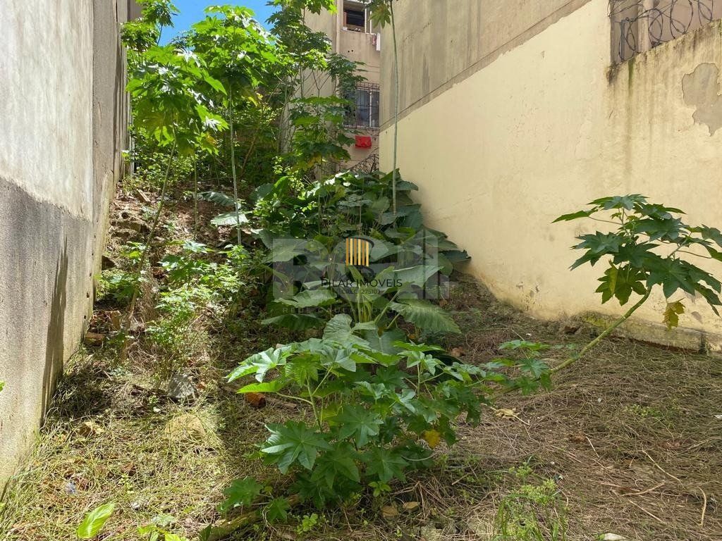 Terreno com projeto aprovado para construção de prédio no Centro Histórico