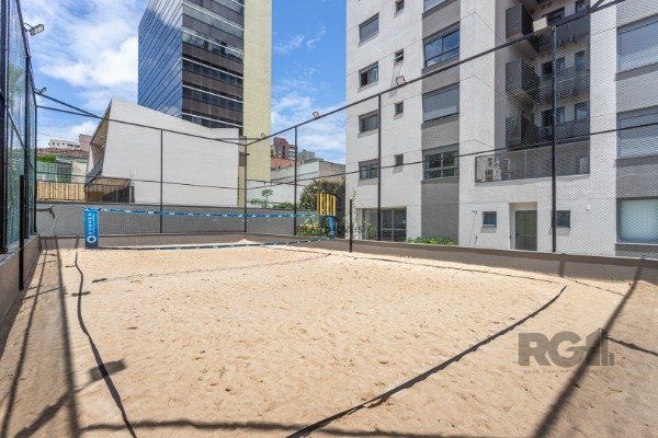 APARTAMENTO DE 02 DORMITÓRIOS SENDO 02 SUÍTES, NO BAIRRO AUXILIADORA EM PORTO ALEGRE/RS