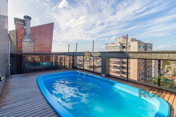 APARTAMENTO COM 03 DORMITÓRIOS, SENDO 03 SUÍTES, NO BAIRRO RIO BRANCO - PORTO ALEGRE/RS.
