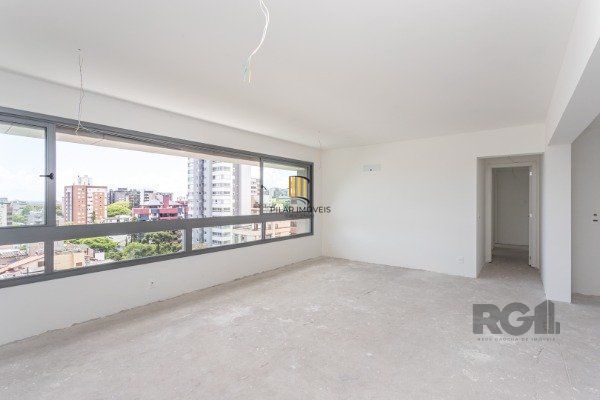 APARTAMENTO DE 03 DORMITÓRIOS SENDO 03 SUÍTES, NO BAIRRO AUXILIADORA - PORTO ALEGRE/RS