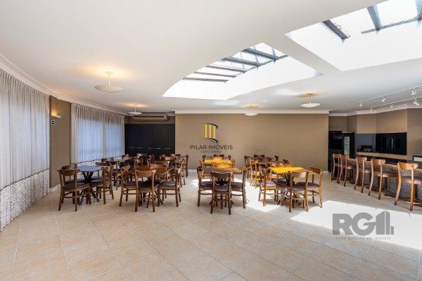 Apartamento de 3 dormitórios (sendo 3 suítes)bem localizado, no bairro Auxiliadora em Porto Alegre-RS.