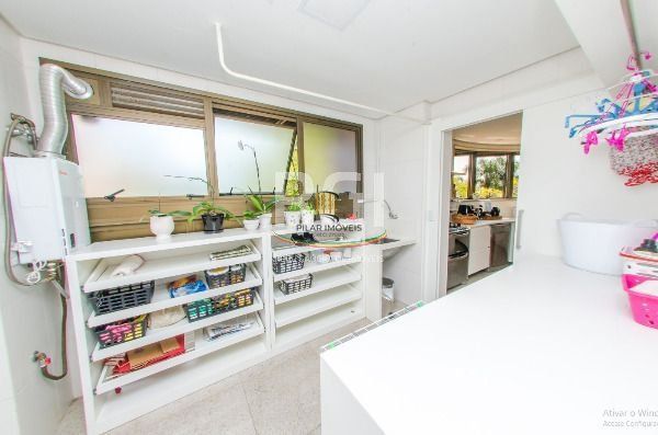Apartamento para Venda - 257.8m², 3 dormitórios, sendo 3 suites, 3 vagas - Bela Vista