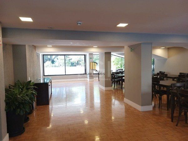 APARTAMENTO COM 3 DORMITÓRIOS E 2 VAGAS DE GARAGEM NO BAIRRO INDEPENDÊNCIA - PORTO ALEGRE/RS.