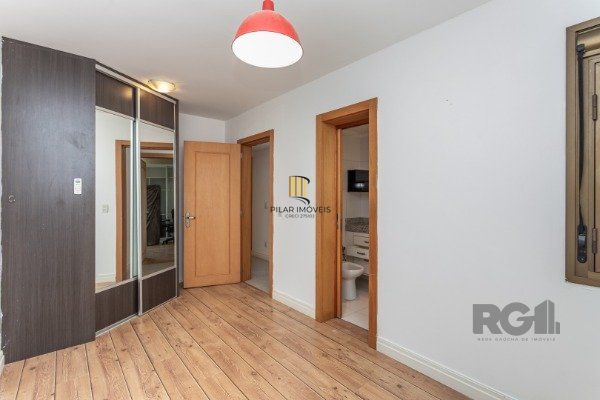 Apartamento de 3 dormitórios (sendo 3 suítes)bem localizado, no bairro Auxiliadora em Porto Alegre-RS.