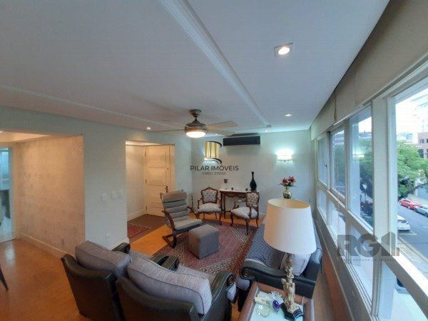 APARTAMENTO 3 DORMITÓRIOS, SENDO 1 SUÍTE MASTER, NO BAIRRO MOINHOS DE VENTO EM PORTO ALEGRE/RS