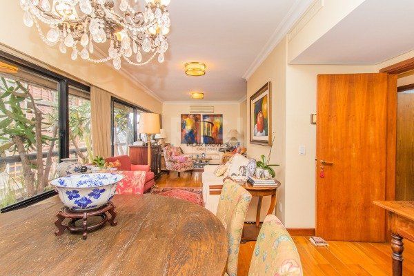 Apartamento para Venda - 246.23m², 4 dormitórios, sendo 1 suites, 2 vagas - Rio Branco