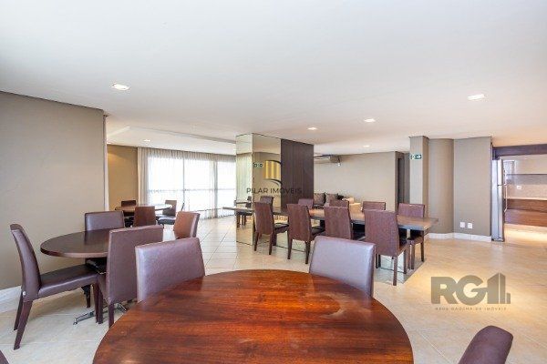 Apartamento de 3 dormitórios (sendo 3 suítes)bem localizado, no bairro Auxiliadora em Porto Alegre-RS.