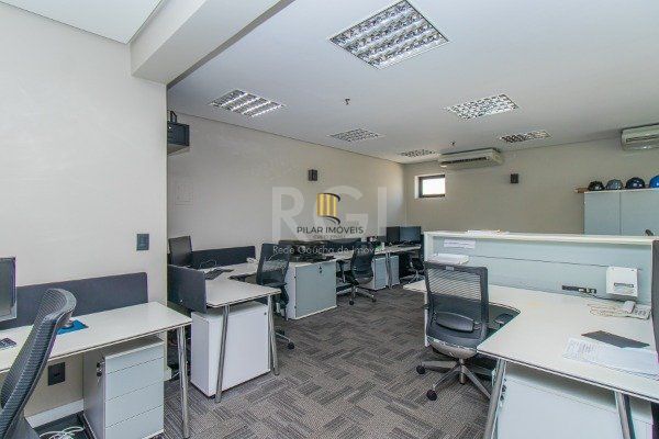 Conjunto/Sala para Venda - 199.88m², 0 dormitórios, 3 vagas - Floresta