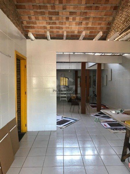 Prédio Comercial no bairro Azenha