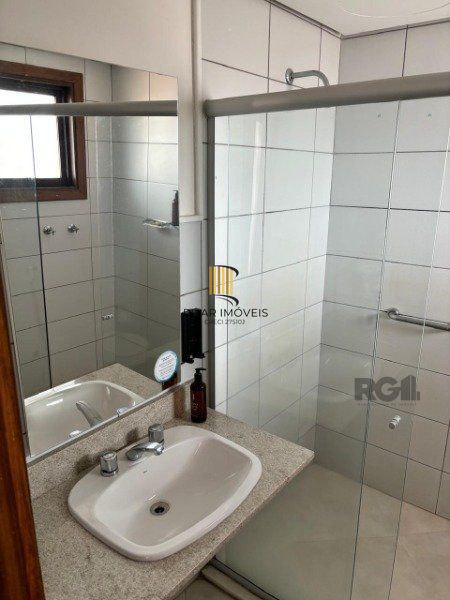Excelente Flat com 52,96m², classificado no pool hoteleiro, no bairro Independência em Porto Alegre/RS.