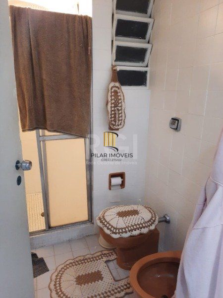 APARTAMENTO COM 3 DORMITÓRIOS SENDO 1 SUÍTE , NO BAIRRO MENINO DEUS EM PORTO ALEGRE/RS