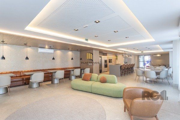 APARTAMENTO DE 02 DORMITÓRIOS SENDO 02 SUÍTES, NO BAIRRO AUXILIADORA EM PORTO ALEGRE/RS