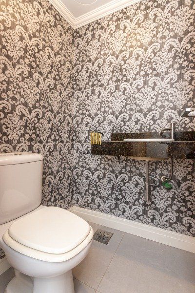 Apartamento de 3 dormitórios (sendo 3 suítes)bem localizado, no bairro Auxiliadora em Porto Alegre-RS.