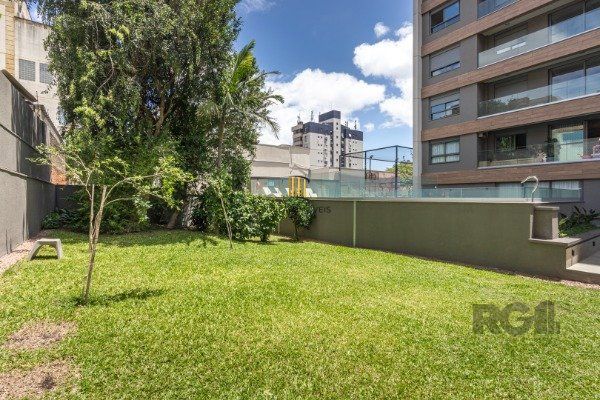APARTAMENTO DE 02 DORMITÓRIOS SENDO 02 SUÍTES, NO BAIRRO AUXILIADORA EM PORTO ALEGRE/RS