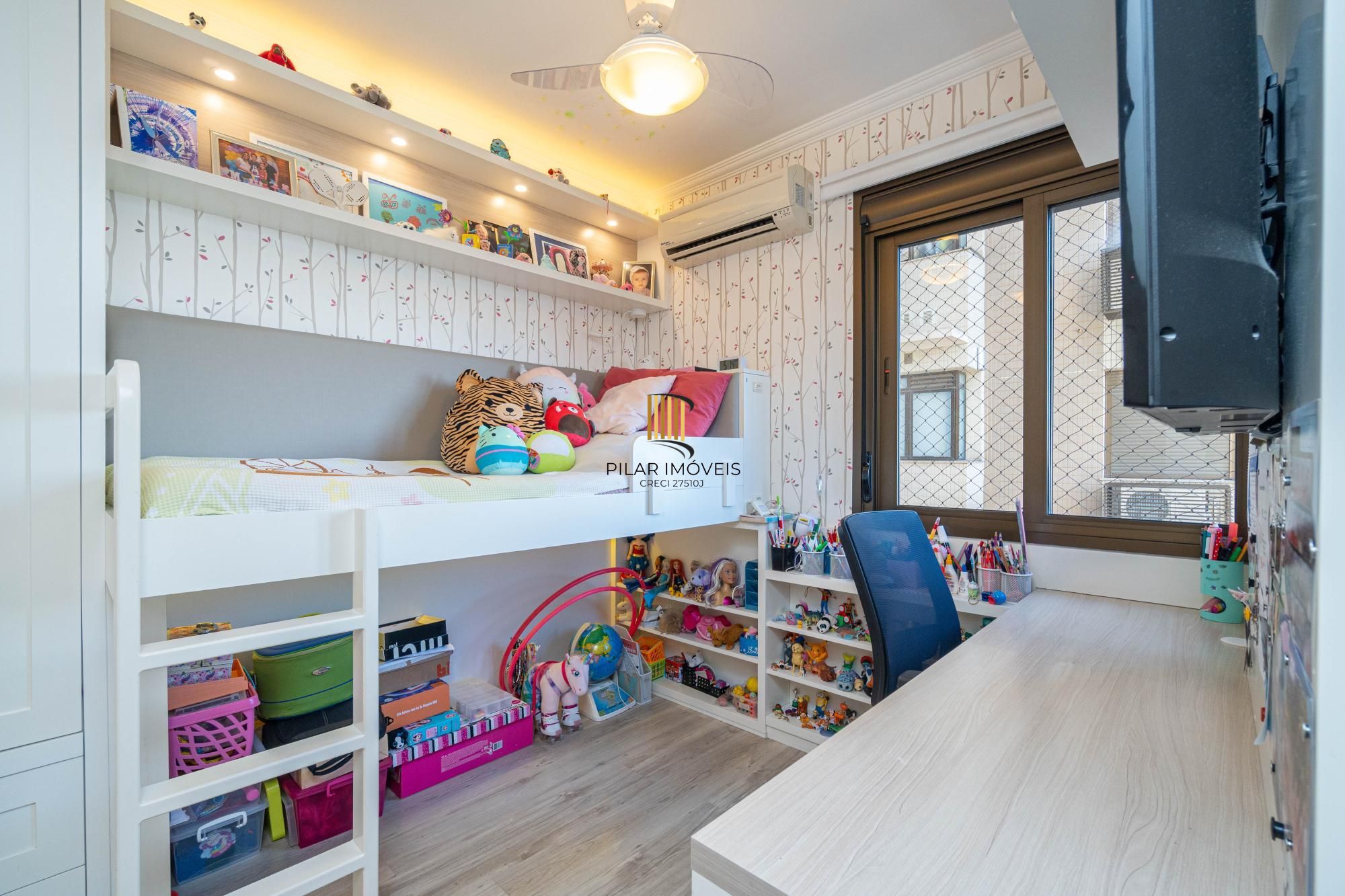 Apartamento com 3 dormitórios sendo 3 suítes no bairro Auxiliadora - POA/RS