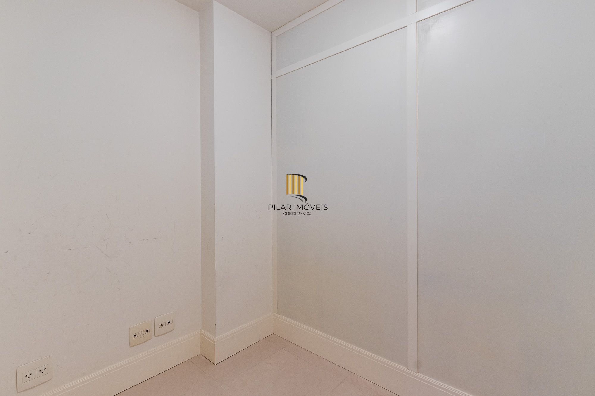 Apartamento 2 suítes grandes (original 3 dorms) à venda, Rio Branco-Porto Alegre