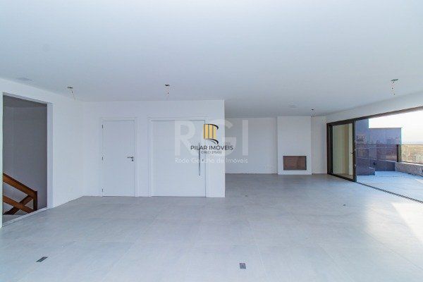 Cobertura para Venda - 617.99m², 4 dormitórios, sendo 4 suites, 5 vagas - Mont Serrat