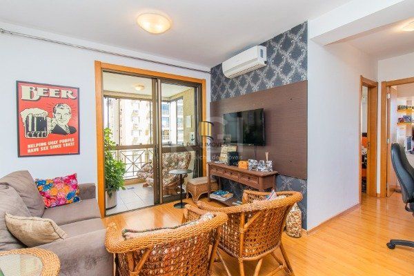 Apartamento para Venda - 71.77m², 2 dormitórios, sendo 1 suites, 1 vaga - Passo da Areia - Pilar Imóveis