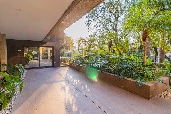 Cobertura para Venda - 617.99m², 4 dormitórios, sendo 4 suites, 5 vagas - Mont Serrat