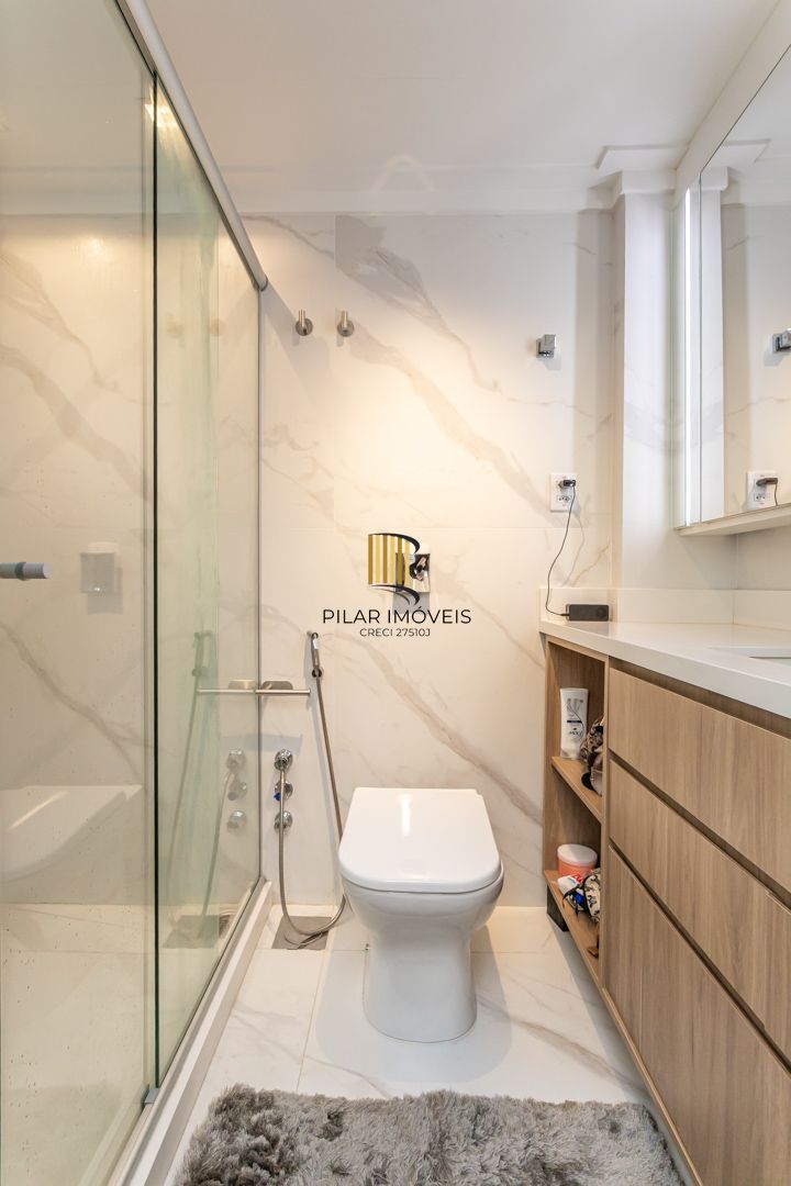 APARTAMENTO 3 SUÍTES E 2 VAGAS DE GARAGEM NO BAIRRO RIO BRANCO - PORTO ALEGRE/RS