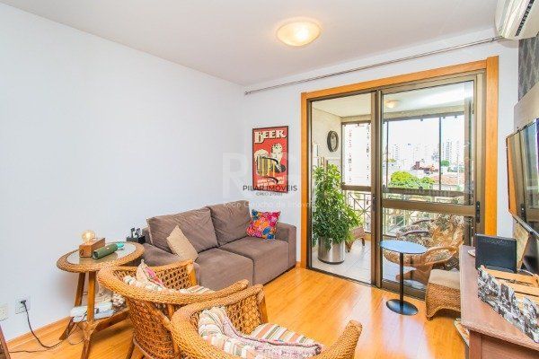 Apartamento para Venda - 71.77m², 2 dormitórios, sendo 1 suites, 1 vaga - Passo da Areia
