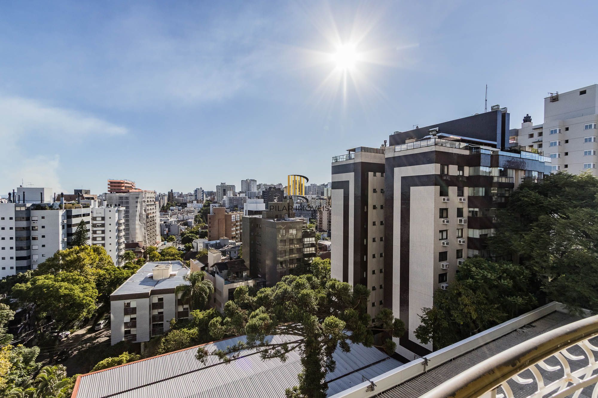Apartamento 2 suítes grandes (original 3 dorms) à venda, Rio Branco-Porto Alegre