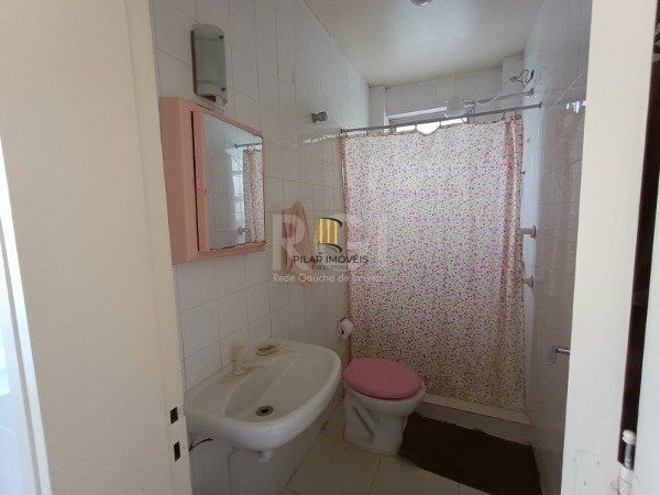 APARTAMENTO COM 3 DORMITÓRIOS E 2 VAGAS DE GARAGEM NO BAIRRO INDEPENDÊNCIA - PORTO ALEGRE/RS.