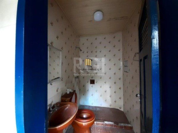 Terreno para Venda - 228m², 3 dormitórios, sendo 1 suites, 2 vagas - Menino Deus
