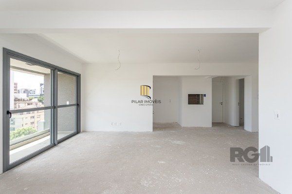 APARTAMENTO DE 02 DORMITÓRIOS SENDO 02 SUÍTES, NO BAIRRO AUXILIADORA EM PORTO ALEGRE/RS