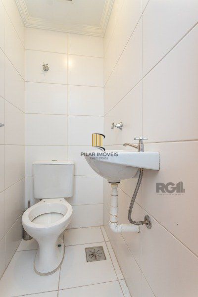 Apartamento de 3 dormitórios (sendo 3 suítes)bem localizado, no bairro Auxiliadora em Porto Alegre-RS.
