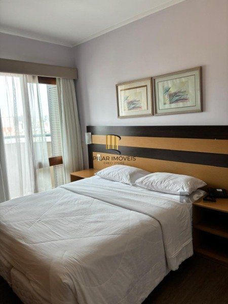 Excelente Flat com 52,96m², classificado no pool hoteleiro, no bairro Independência em Porto Alegre/RS.
