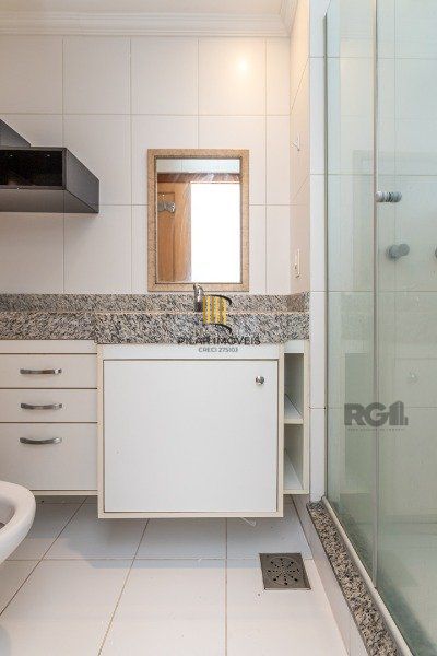Apartamento de 3 dormitórios (sendo 3 suítes)bem localizado, no bairro Auxiliadora em Porto Alegre-RS.