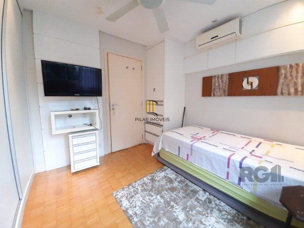 APARTAMENTO 3 DORMITÓRIOS, SENDO 1 SUÍTE MASTER, NO BAIRRO MOINHOS DE VENTO EM PORTO ALEGRE/RS