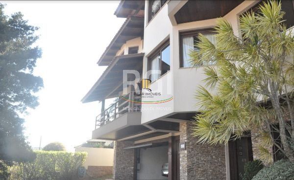 Casa para Venda - 408.74m², 5 dormitórios, sendo 2 suites, 3 vagas - São Caetano - Pilar Imóveis