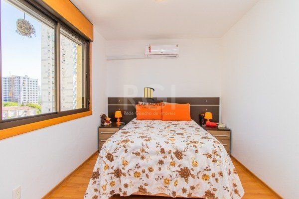 Apartamento para Venda - 71.77m², 2 dormitórios, sendo 1 suites, 1 vaga - Passo da Areia