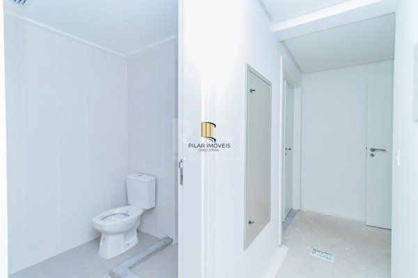 Cobertura para Venda - 617.99m², 4 dormitórios, sendo 4 suites, 5 vagas - Mont Serrat