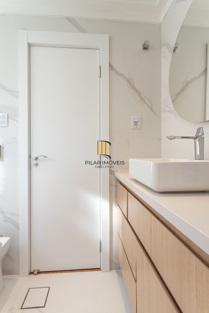 APARTAMENTO 3 SUÍTES E 2 VAGAS DE GARAGEM NO BAIRRO RIO BRANCO - PORTO ALEGRE/RS