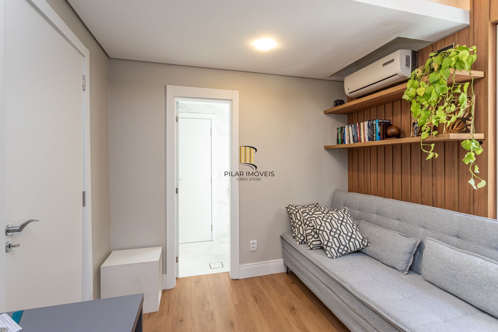 APARTAMENTO 3 SUÍTES E 2 VAGAS DE GARAGEM NO BAIRRO RIO BRANCO - PORTO ALEGRE/RS