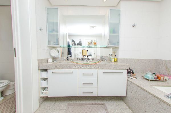 Apartamento para Venda - 257.8m², 3 dormitórios, sendo 3 suites, 3 vagas - Bela Vista