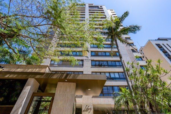 Apartamento de 3 dormitórios (sendo 3 suítes)bem localizado, no bairro Auxiliadora em Porto Alegre-RS.