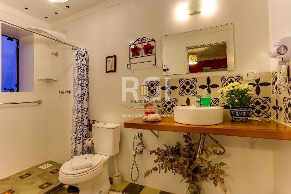 Hotel para Venda - 512.93m², 8 dormitórios, sendo 8 suites, 7 vagas - Centro