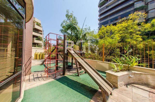Apartamento para Venda - 257.8m², 3 dormitórios, sendo 3 suites, 3 vagas - Bela Vista