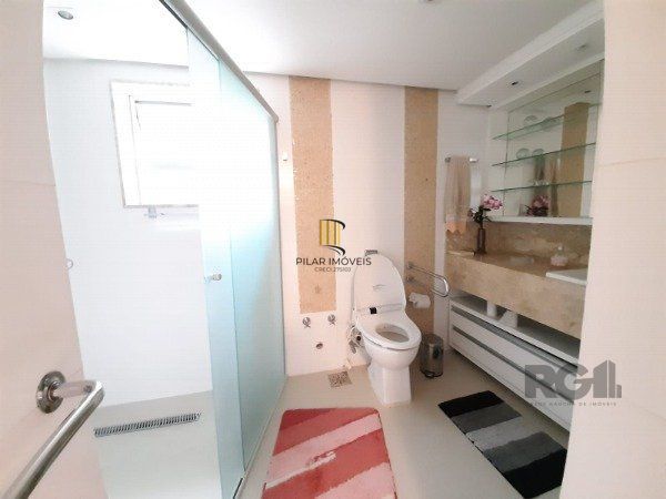 APARTAMENTO 3 DORMITÓRIOS, SENDO 1 SUÍTE MASTER, NO BAIRRO MOINHOS DE VENTO EM PORTO ALEGRE/RS