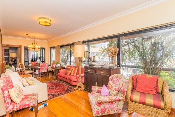 Apartamento para Venda - 246.23m², 4 dormitórios, sendo 1 suites, 2 vagas - Rio Branco